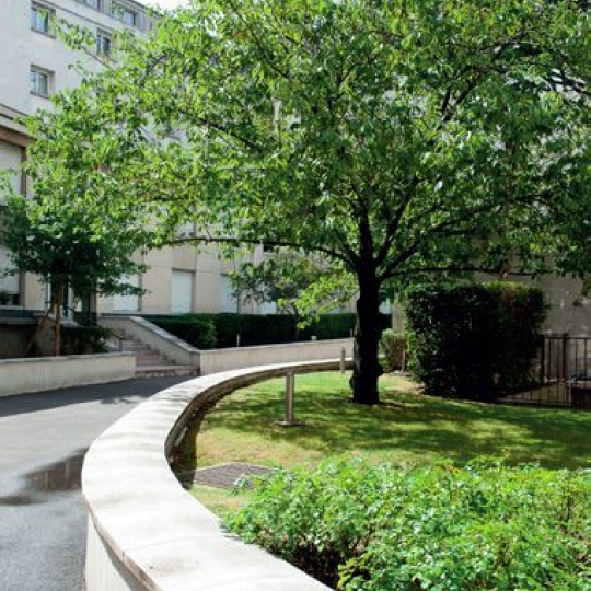  Annonces MONTROUGE : Appartement | PARIS (75016) | 75 m2 | 812 000 € 