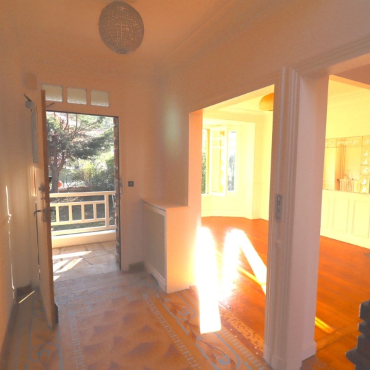  Annonces MONTROUGE : Maison / Villa | CACHAN (94230) | 193 m2 | 836 000 € 