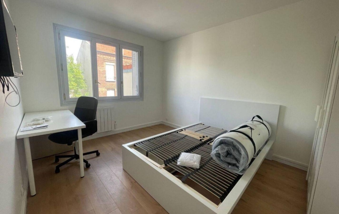 Annonces MONTROUGE : Appartement | LA COURNEUVE (93120) | 12 m2 | 620 € 