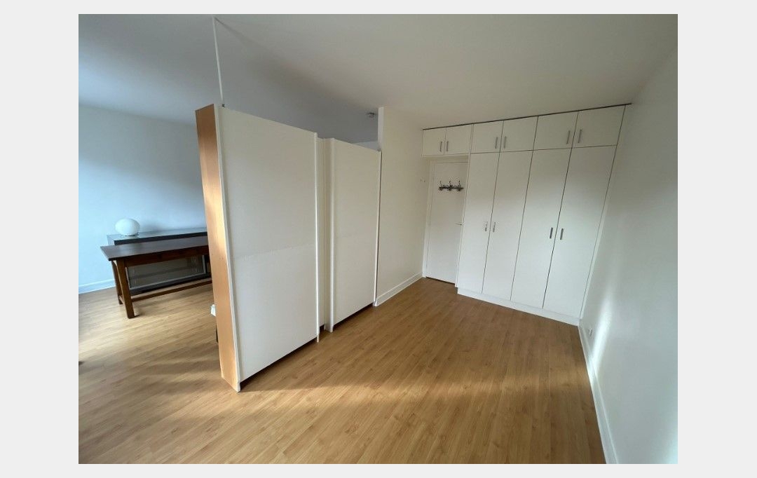 Annonces MONTROUGE : Appartement | PARIS (75014) | 49 m2 | 1 695 € 