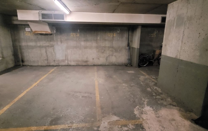  Annonces MONTROUGE Parking | PARIS (75016) | 17 m2 | 60 000 € 