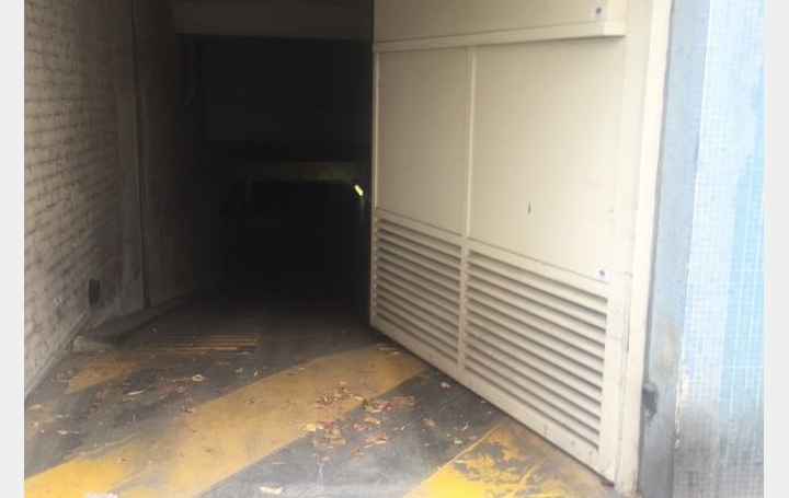  Annonces MONTROUGE Garage / Parking | PARIS (75015) | 0 m2 | 120 € 